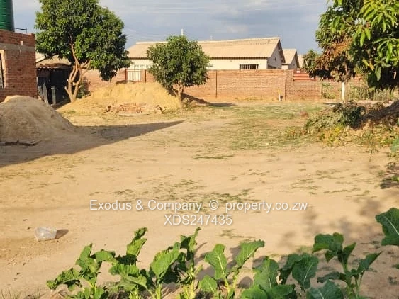 A 2-roomed house for sale in Budiriro