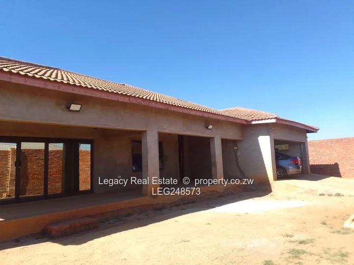 Executive Family Home On 1,064sqm In Belvedere Ridgeview