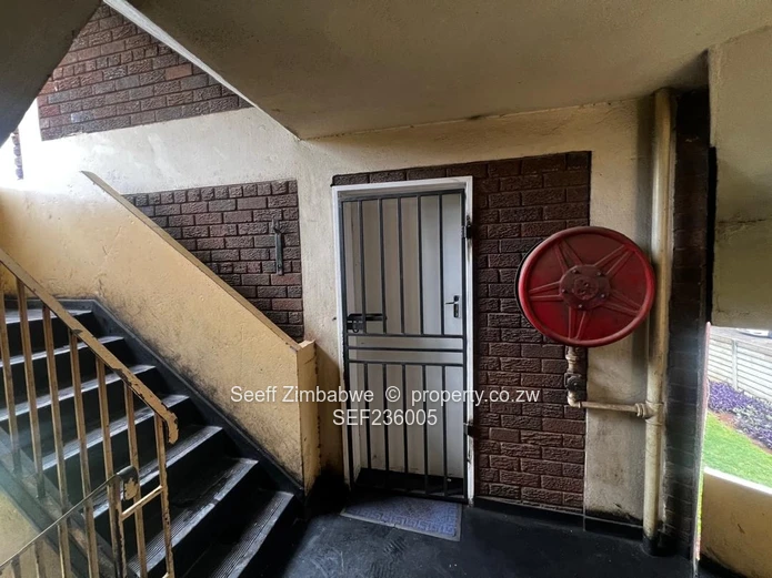 Modern 1-Bedroom Apartment with Borehole & Reliable ZESA