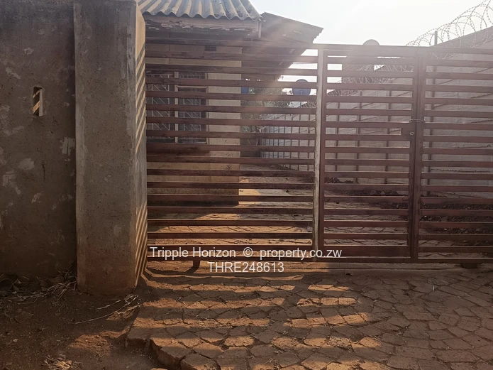 4-Bed Kuwadzana Phase 3 Home, Borehole, Gated on Quiet Dirt Lane