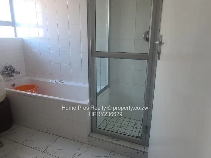 Walled Madokero 2-Bed Townhouse Complex  (Sole Mandate)