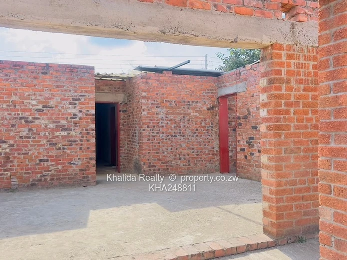 Madokero Unfinished 4-Bedroom House For Sale