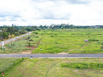 Commercial & Industrial Land