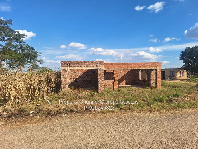 Unfinished 4-Bed Shell with Garage & En-Suite in Glaudina