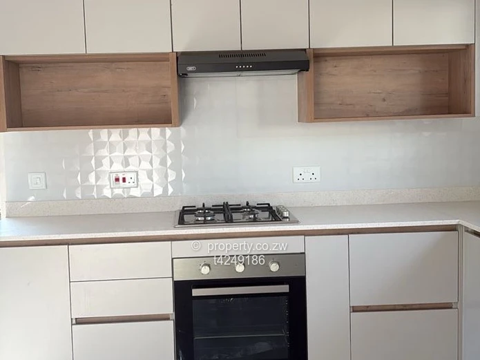 Borrowdale west 1 bedroom to rent
