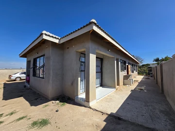 5 Bedroom Flat & Apartment