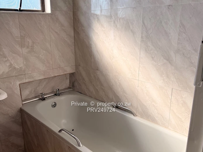 3 bedroomed house to rent in Msasa Park