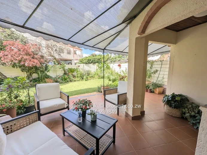 Double Storey Townhouse In Wonderful Complex