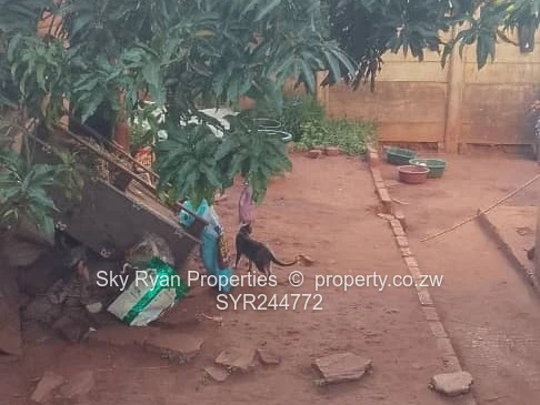 Kambuzuma Section 1 House For Sale