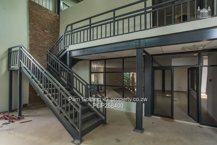 A Very Modern Warehouse in Arlington (Sole Mandate)