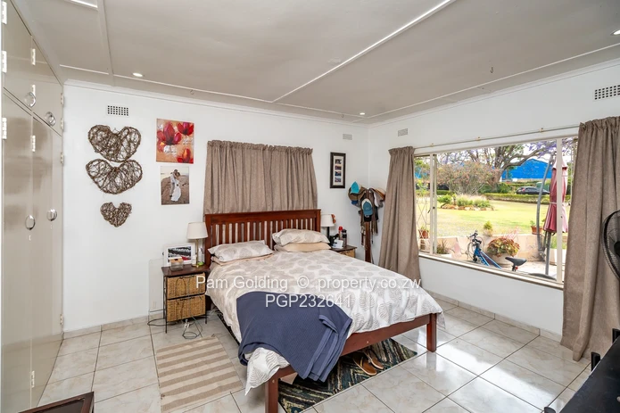 3 properties, each on an acre in Prospect