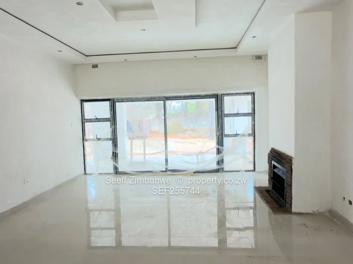 Spacious 5-Bedroom Executive Property with 3-Bedroom Cottage