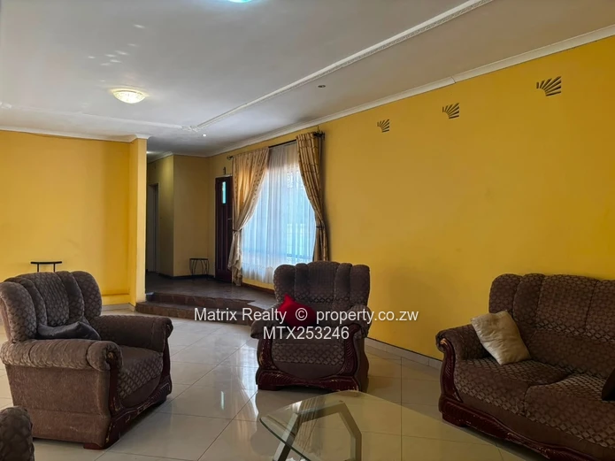 3 Bedroom Home with 2 Cottages for Sale in Bluffhill