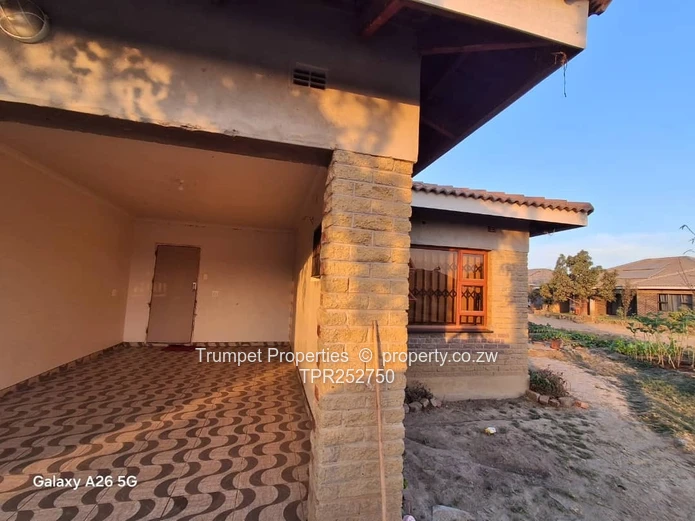 Spacious 7-Bed Home in Budiriro — Tank & Verandah