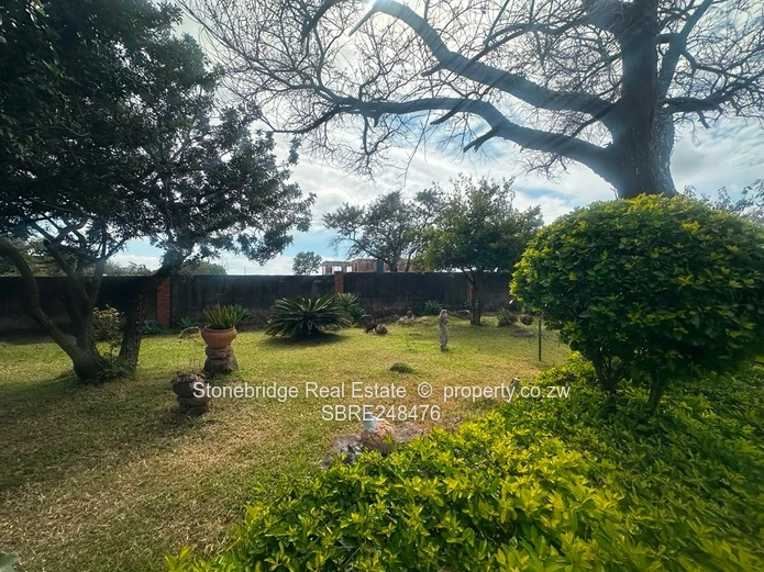Incomplete 6 Bedroomed House in Burnside for sale