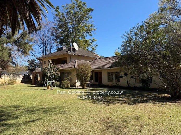 A Woodlands Home With Options