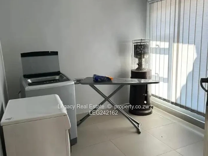 Fully Furnished 3 Bedroom Cluster for Rent – Avondale West