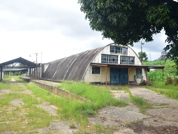 Commercial & Industrial Land