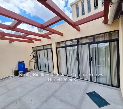 Avenues 2-Bed Flat with Private Terrace & Carport