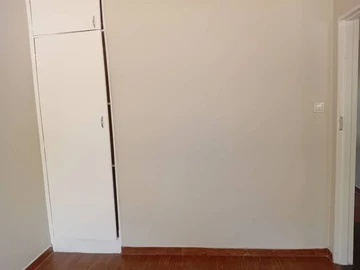 3 Bedroom Flat & Apartment