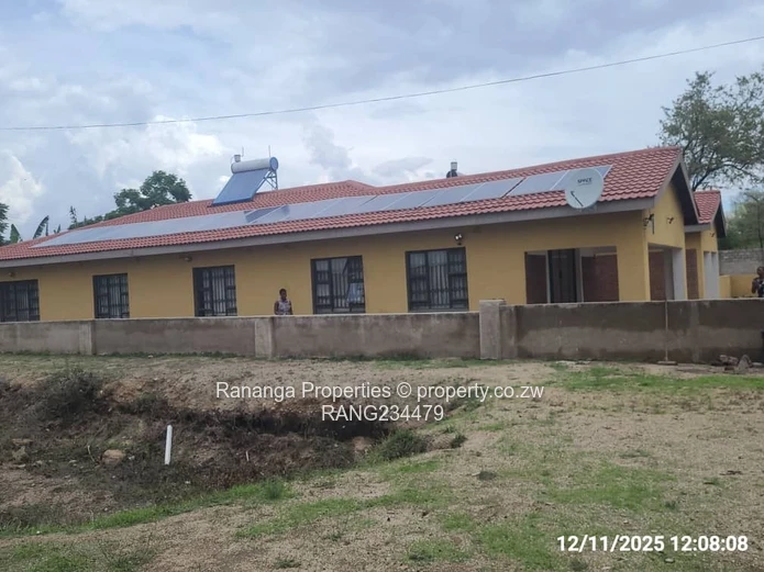 Richmond – Spacious Family Home on 1 Acre | $135,000