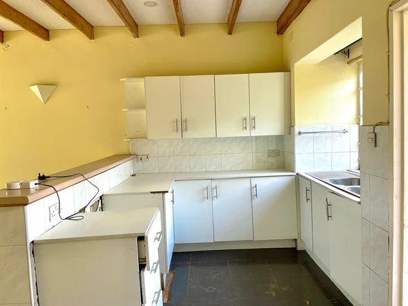 4 Bedroom Garden Flat