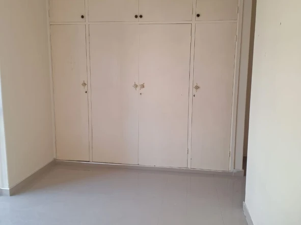 2 Bedroom Flat & Apartment