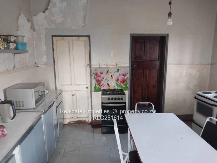 For Sale | Noevale, Zvishavane $100 000
