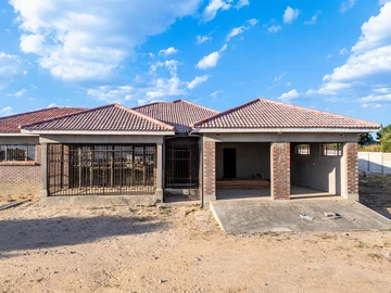 4 Bedroom Townhouse Complex