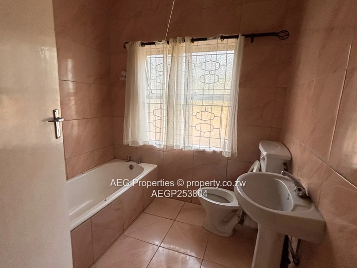 Fully Furnished 6-Bed Vainona Home with Borehole & Lawn