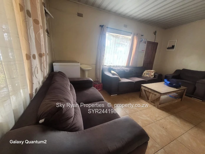 Westgate Adylinn Stand With 3 Bed Cottage For Sale