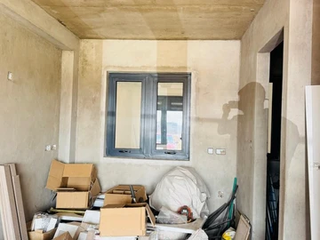 Flat & Apartment