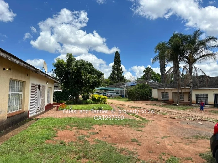 2 Bedroom Garden Flat For Sale In Mandara