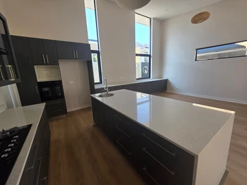 2 Unit Townhouse Complex