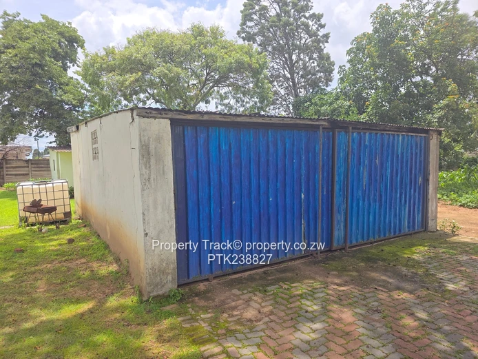 OLDIE BUT GOLDIE family home with development potential 