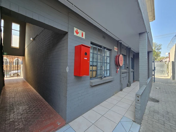 6 Unit Townhouse Complex