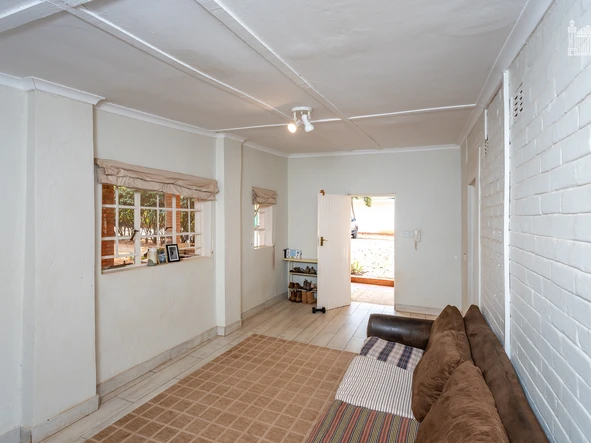 2 Bedroom Garden Flat