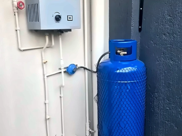 3 Bedroom Flat & Apartment