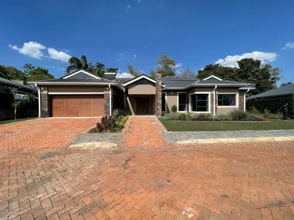 6 Unit Townhouse Complex