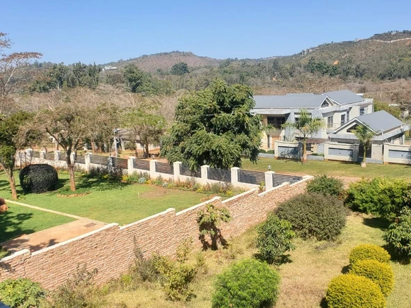 6 Bedroom House