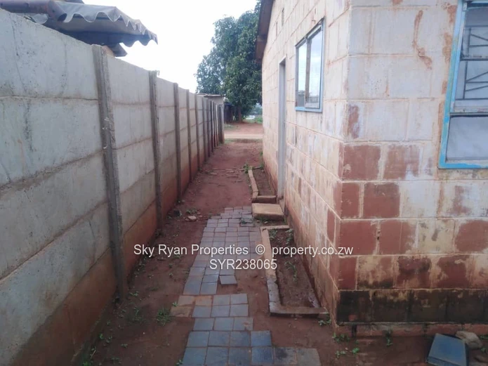 Mufakose Core House For Sale