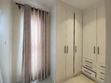 3 Bedroom Garden Flat