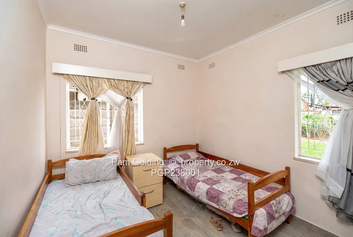 Perfect Starter Home in Cranborne (Sole Mandate)