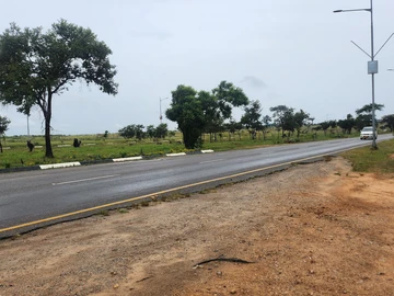 Prime Commercial Land Near Airport Road: 2000m² with Utilities