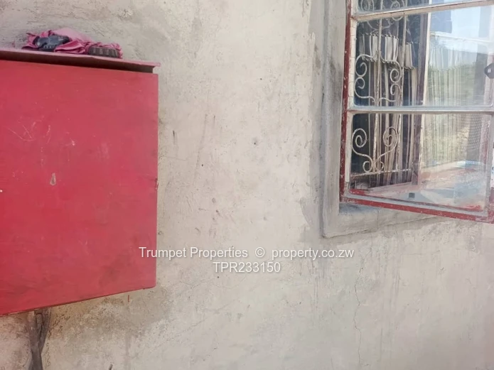 House for sale in St Marys Chitungwiza (Sole Mandate)