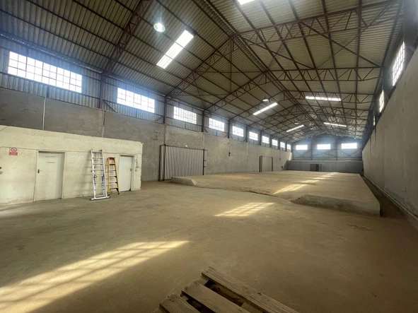 Warehouse & Factory