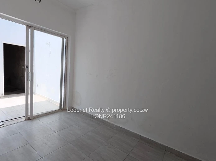 Modern & Secure 3 Bedroom Garden Flat To Let - Strathaven (Harare West) (Sole Mandate)