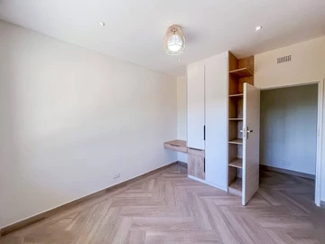 4 Bedroom Cottage