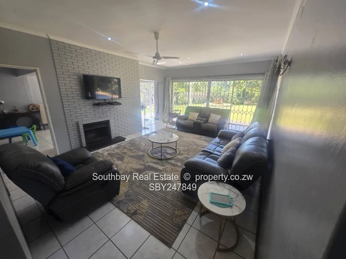 5 bed house to let (Sole Mandate)