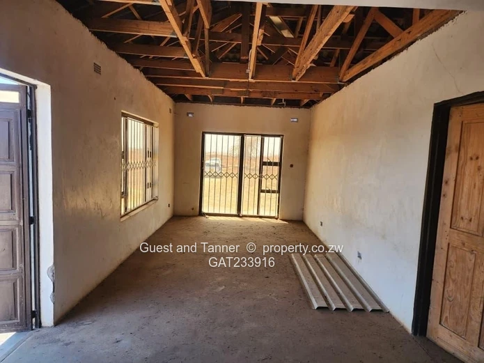 3 Bedroom Cottage for Sale in Norton Damafalls Zimbabwe